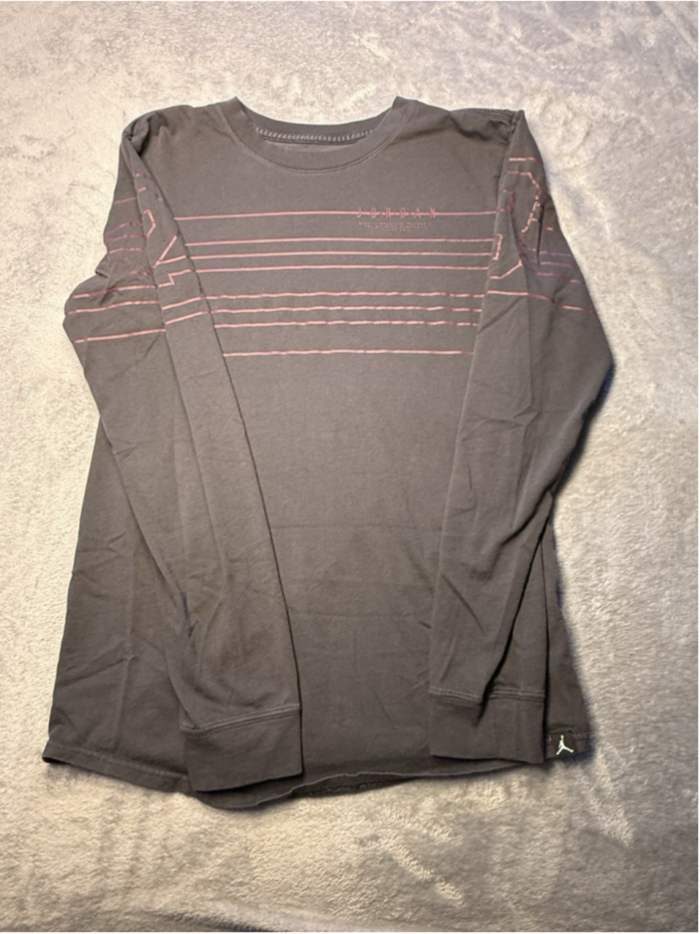 Nike Men’s Small Air Jordan Shirt Long Sleeve Shirt Jumpman Black